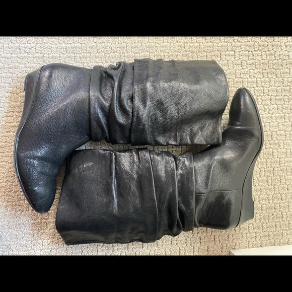 Womens black leather boots - Picture 10 of 12